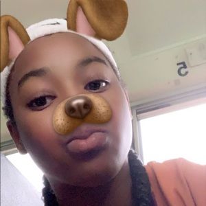 Meet your Posher, Jade